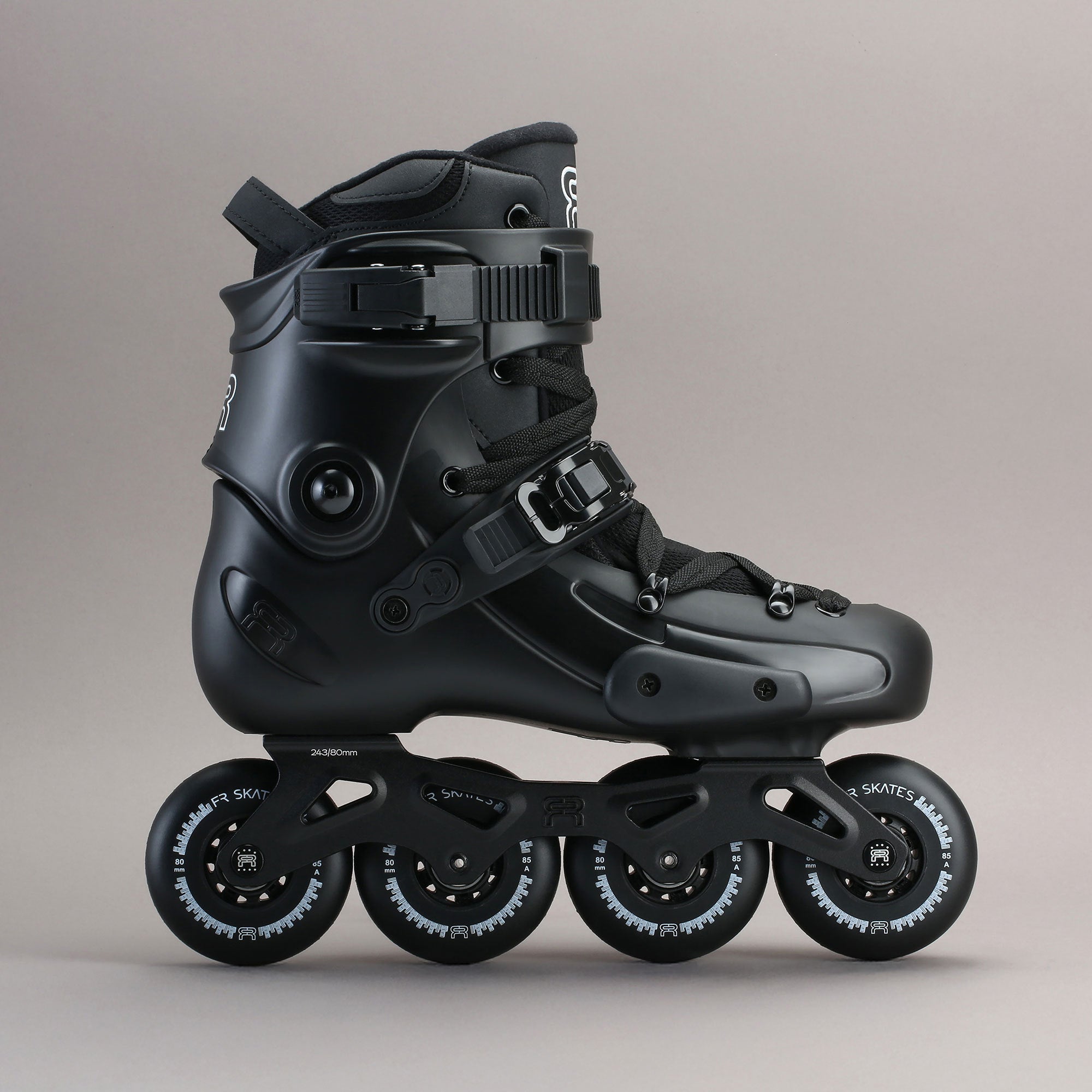 FR3 80 - BLACK