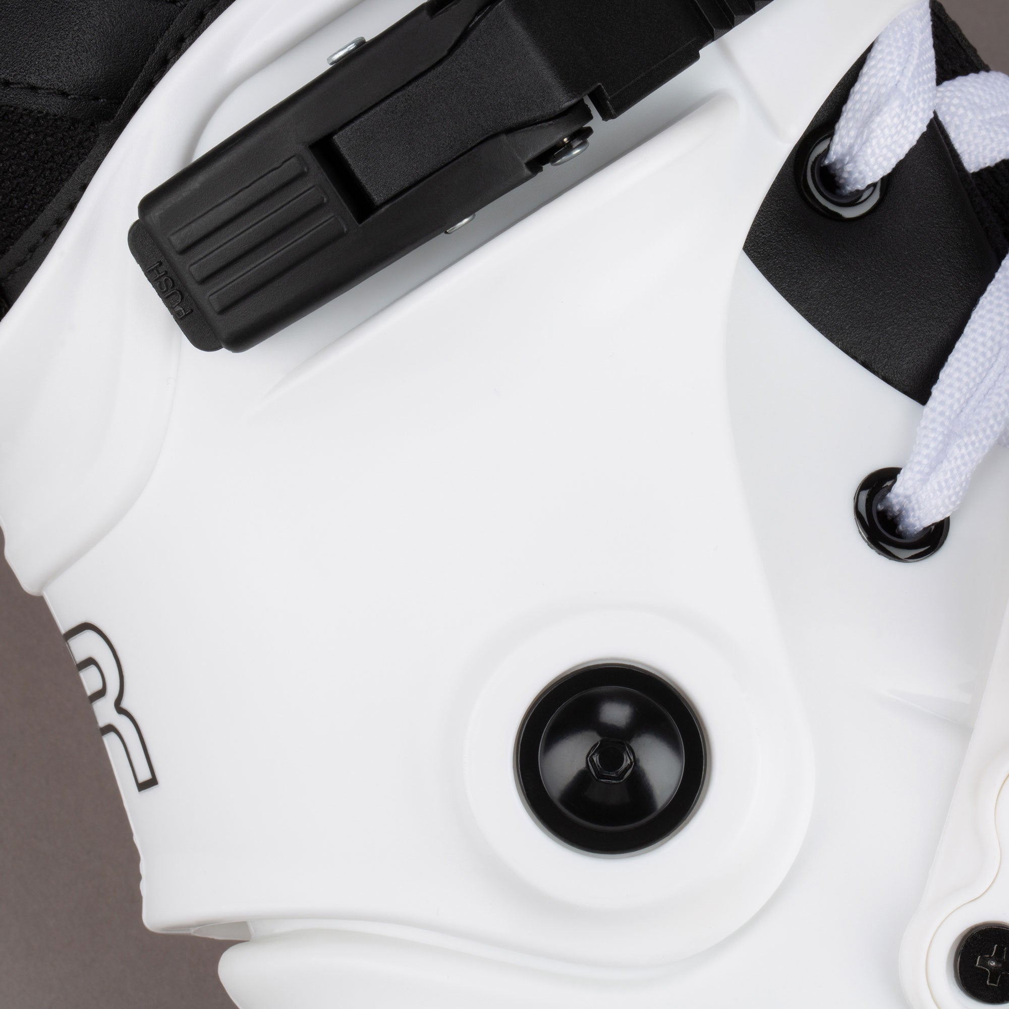 FR3 80 - WHITE